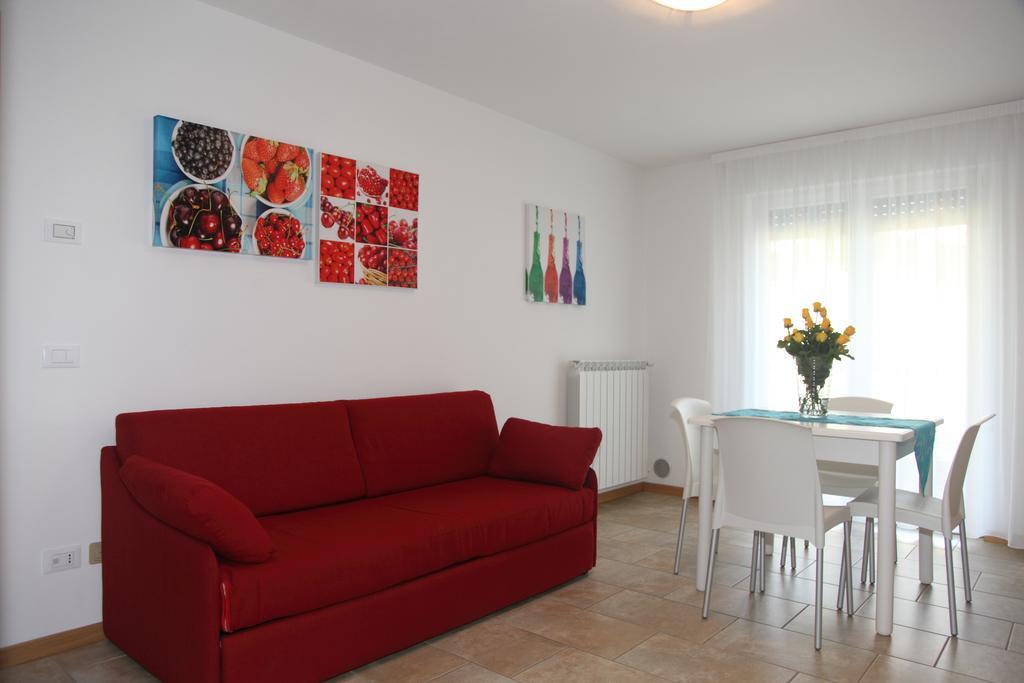 Villa Bruna Lignano Sabbiadoro Szoba fotó